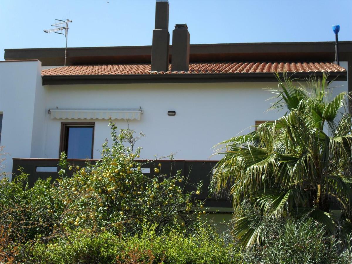 Casa Vacanze"Il Bouganville" Carbonia Exteriér fotografie